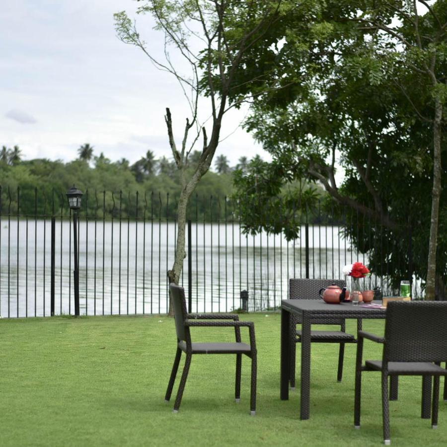 The Pier, Bolgoda Villa Moratuwa